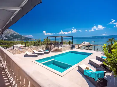 Strandvilla Draga mit 32 m2 privatem, beheiztem Pool