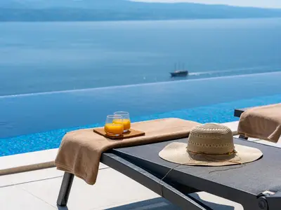 Die Villa Admira Maria bietet einen spektakulären Blick auf das Meer und die Insel