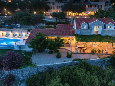 Villa für 10 Personen (662 m²) in Orašac 2/10