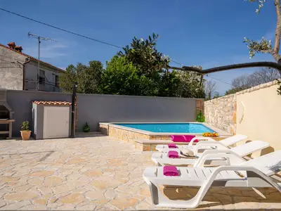 Villa für 5 Personen (100 m²) in Orbanići 7/10