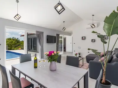 Villa für 6 Personen (110 m²) in Orbanići 5/10