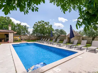 Villa für 12 Personen (160 m²) in Orbanići 5/10