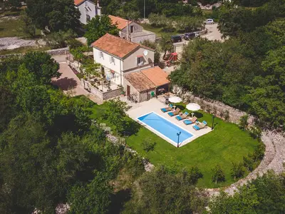 Villa für 7 Personen (120 m²) in Oštrobradić 9/10