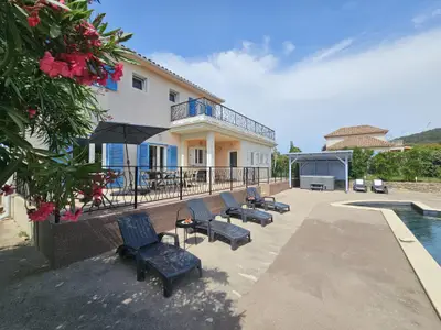 Terrasse / Balkon