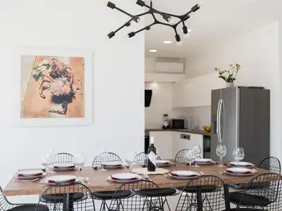 DiningRoom