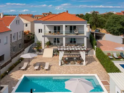 Villa für 8 Personen (170 m²) in Pakostane 4/10
