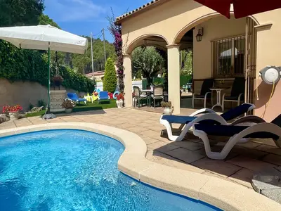 PoolOfHouse