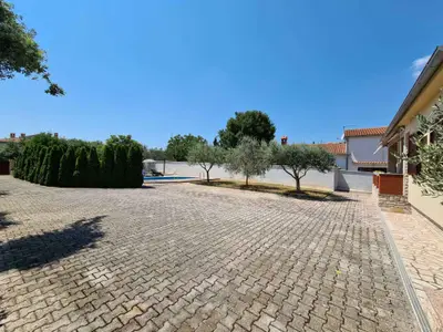 Villa für 7 Personen (90 m²) in Pavicini 6/10