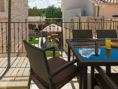 Villa für 8 Personen (200 m²) in Pazin 3/10