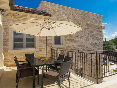 Villa für 8 Personen (200 m²) in Pazin 4/10