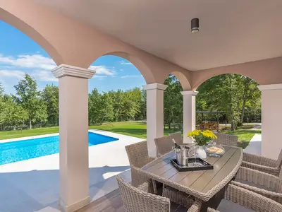 Villa für 8 Personen (219 m²) in Pazin 3/10