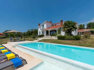 Villa für 12 Personen (370 m²) in Pazin 2/10