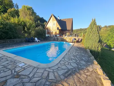 PoolOfHouse