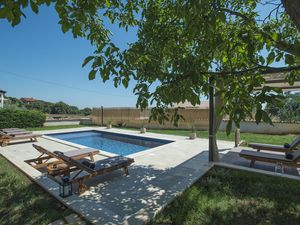 Villa für 5 Personen (105 m²) in Peroj