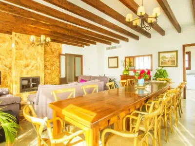 DiningRoom