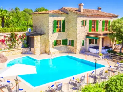 PoolOfHouse