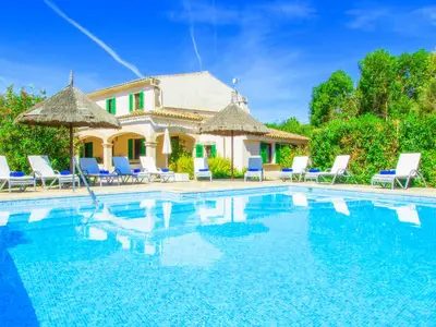 PoolOfHouse