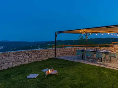 Villa für 5 Personen (120 m²) in Pićan 1/10