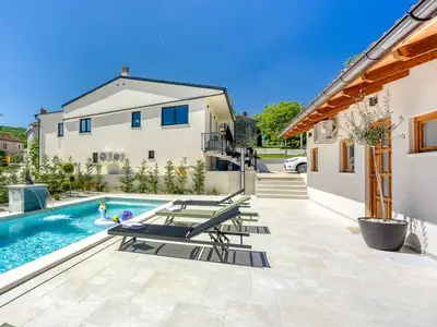 Villa für 6 Personen (130 m²) in Pićan 1/10