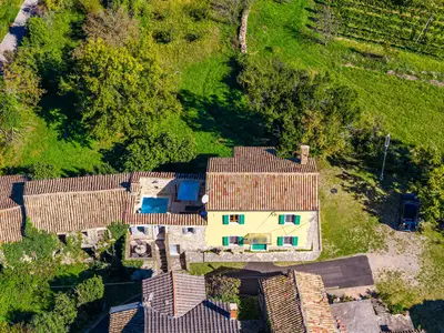 Villa für 4 Personen (150 m²) in Pićan 1/10