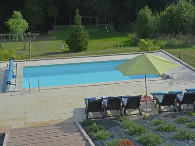 PoolOfHouse