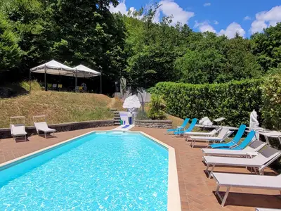 PoolOfHouse