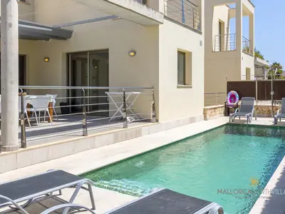 PoolOfHouse PoolOfHouse