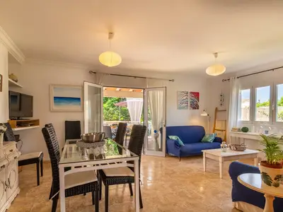 DiningRoom