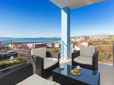Villa für 10 Personen (384 m²) in Podstrana 8/10