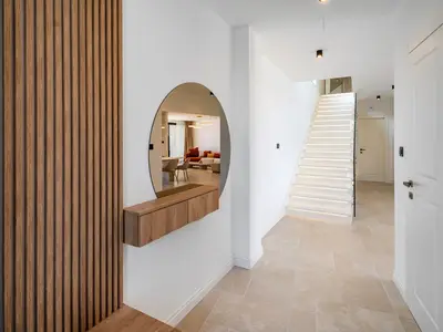 

Dies ist ein modernes Domizil in einer ruhigen Umgebung, jedoch immer noch in der Nähe von allem.