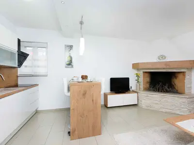 Villa für 10 Personen (124 m²) in Lovinac 7/10
