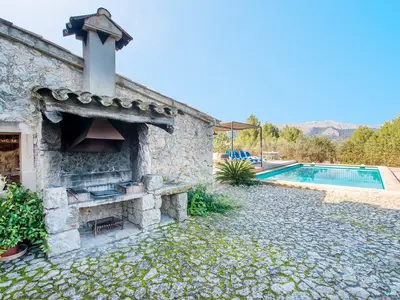 PoolOfHouse