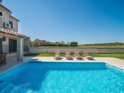 Villa für 10 Personen (179 m²) in Pomer 3/10