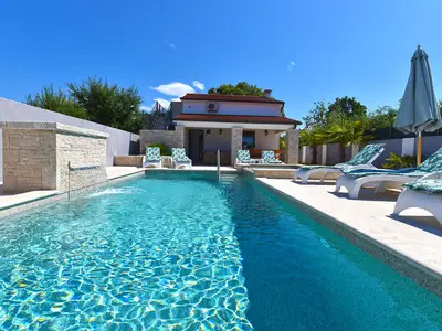 Villa für 10 Personen (150 m²) in Pomer 9/10