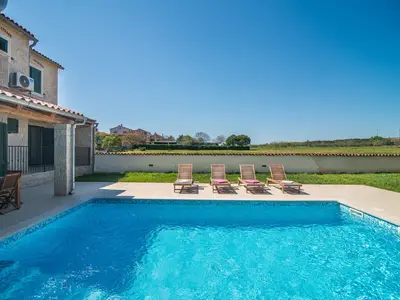 Villa für 10 Personen (179 m²) in Pomer 2/10