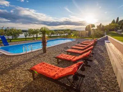 Villa für 14 Personen (312 m²) in Pomer 3/10
