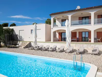 Villa für 14 Personen (312 m²) in Pomer 4/10