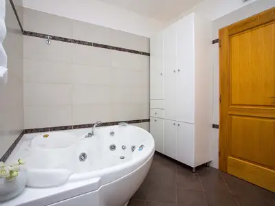 Villa für 14 Personen (312 m²) in Pomer 10/10