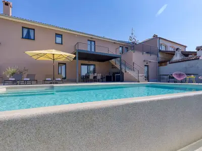 Villa für 6 Personen (170 m²) in Dračevac 2/10