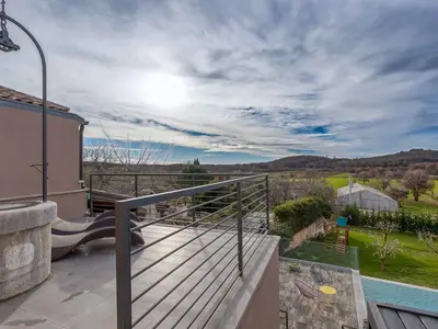 Villa für 6 Personen (170 m²) in Dračevac 4/10