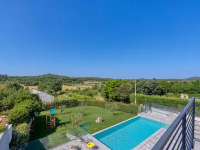 Villa für 6 Personen (170 m²) in Dračevac 10/10