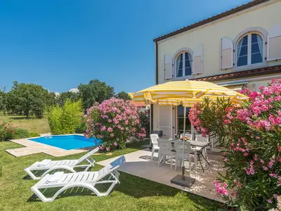 Villa für 5 Personen (112 m²) in Poreč 1/10
