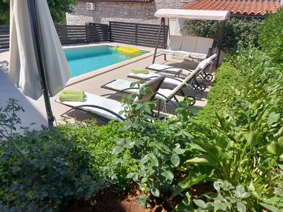 Villa für 10 Personen (150 m²) in Dračevac 3/10