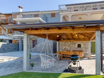 Villa für 9 Personen (200 m²) in Dračevac 4/10