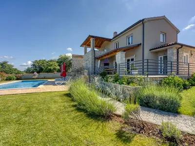 Villa für 10 Personen (200 m²) in Poreč 1/10