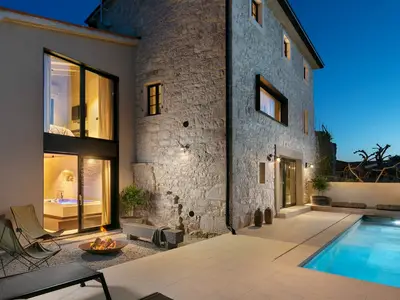 Villa für 6 Personen (178 m²) in Dračevac 1/10