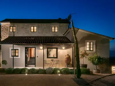 Villa für 6 Personen (178 m²) in Dračevac 6/10