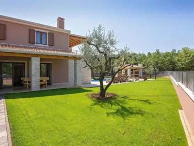 Villa für 6 Personen (200 m²) in Poreč 6/10