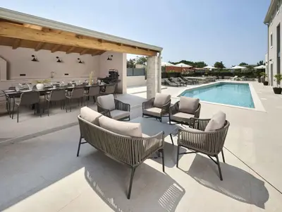 Villa für 12 Personen (300 m²) in Poreč 6/10