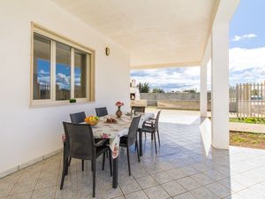 Villa für 10 Personen (130 m&sup2;) in Porto Cesareo